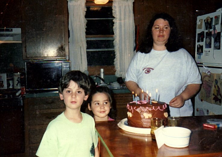 [momma+fat+jor+birthday+pic.jpg]