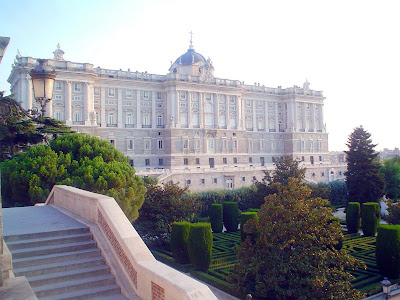 Palacios españoles 52.+Lateral+del+Palacio+Real.Madrid