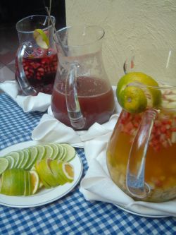[Sangrias2.jpg]
