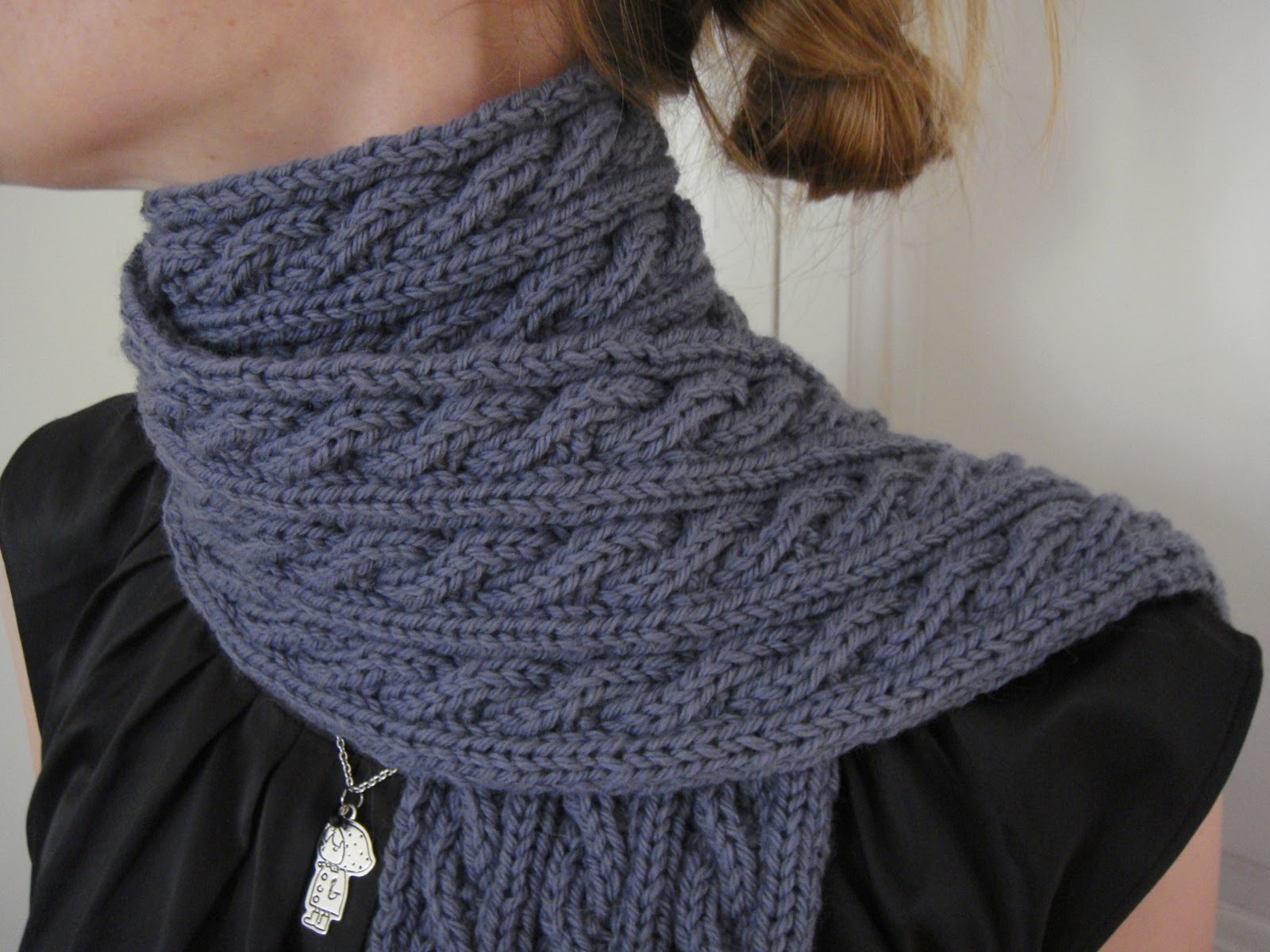 apprendre a tricoter une echarpe avec torsade