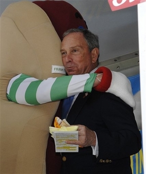 [bloomberghotdog.jpg]