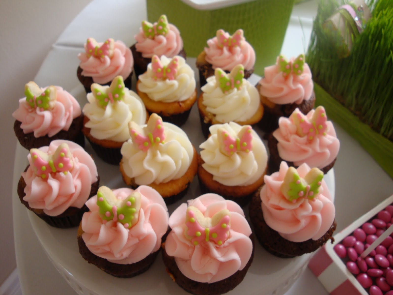 sweet bambinos {Real Party} Tea Party the dessert table
