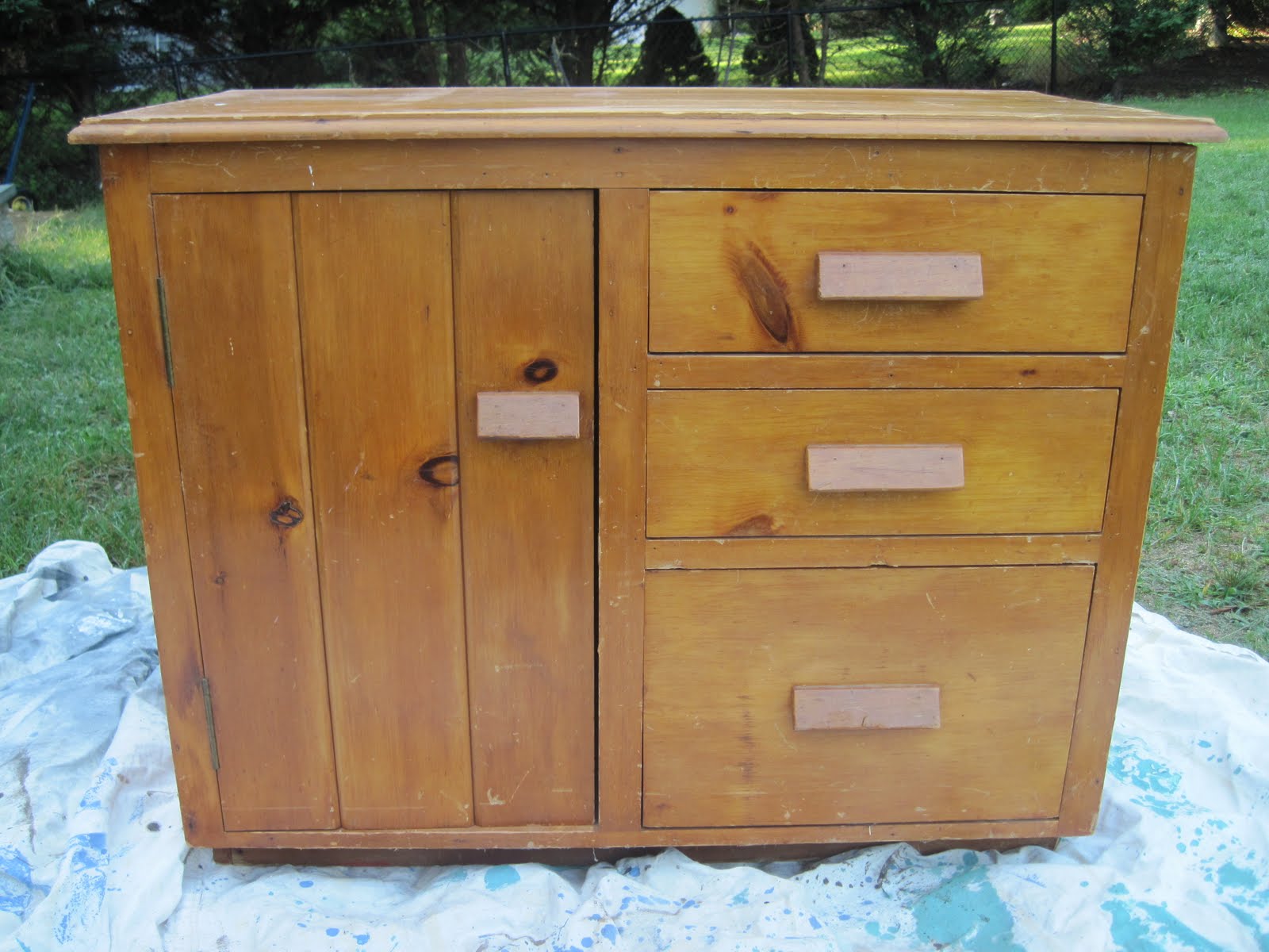 Kitchen cabinet makeovers Kitchen CabiMakeover