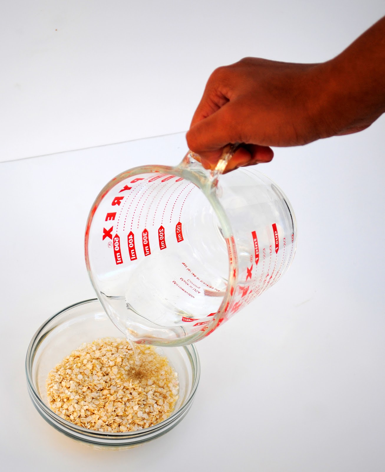 Quinoa Flakes Porridge With Dry Fruit & Nuts Few Minute Wonders