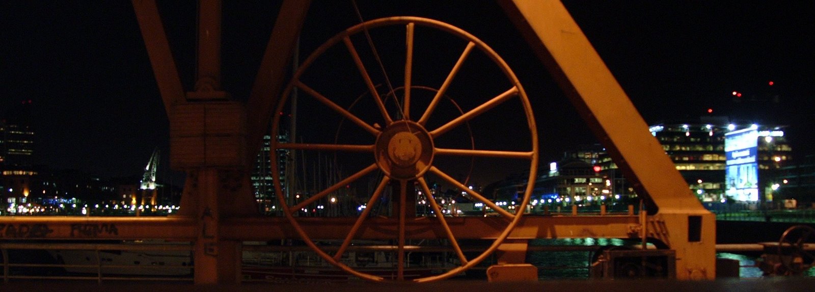 [wheel+on+bridge.jpg]