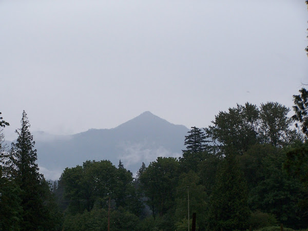 MOUNTAINS AT HOPE, BC