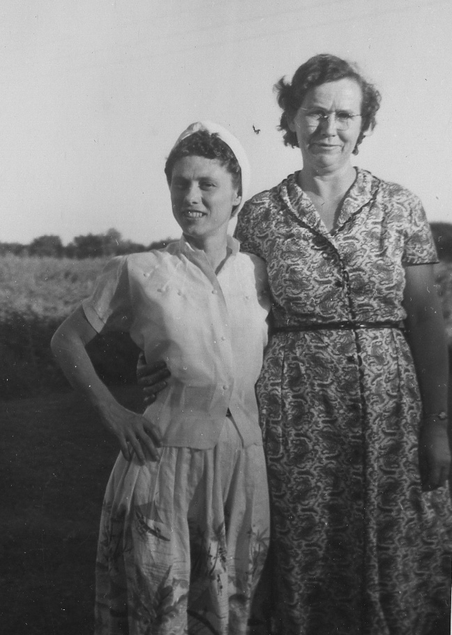 [AnnieMae-Bertie-Beautiful.jpg]