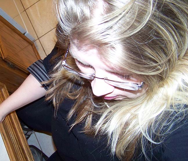 [me-above-b-4-11-09.jpg]