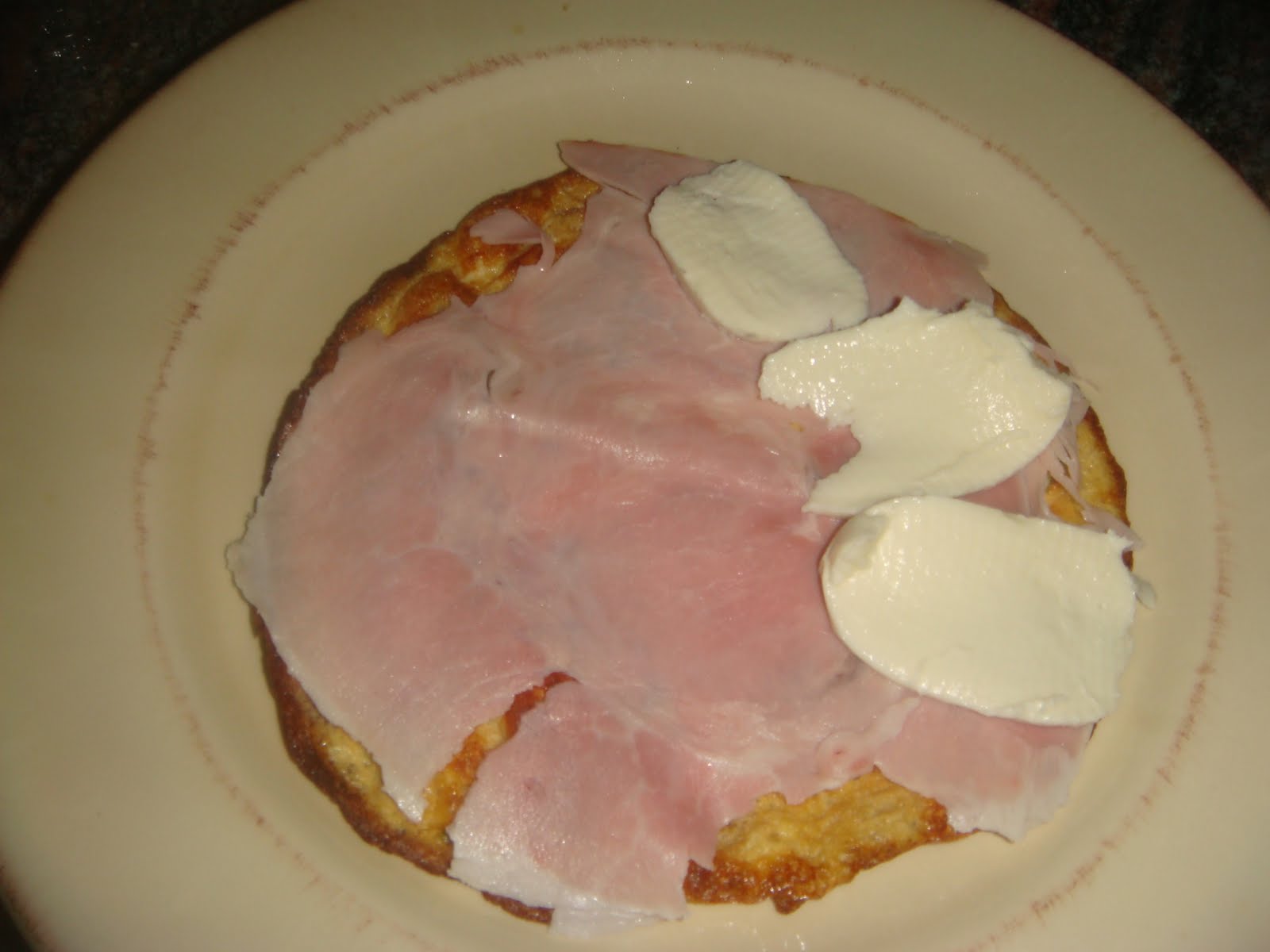 DOLCEmente SALATO Omelette prosciutto e mozzarella