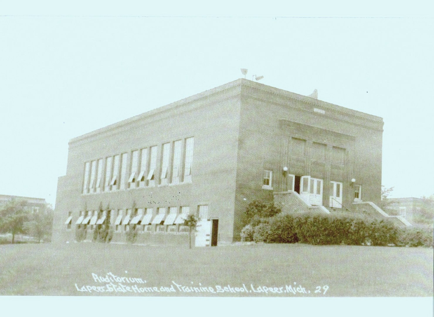 Before Prairies and Ponds of Oakdale A Historical Perspective The