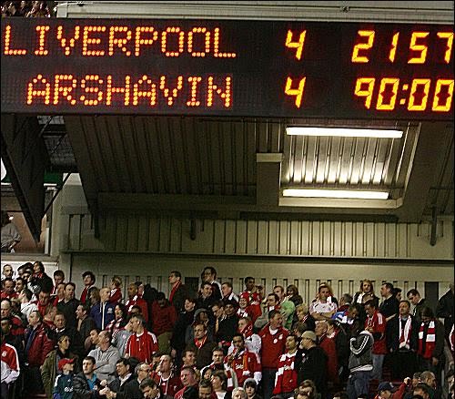 [liverpool-4-arshavin-4.jpg]