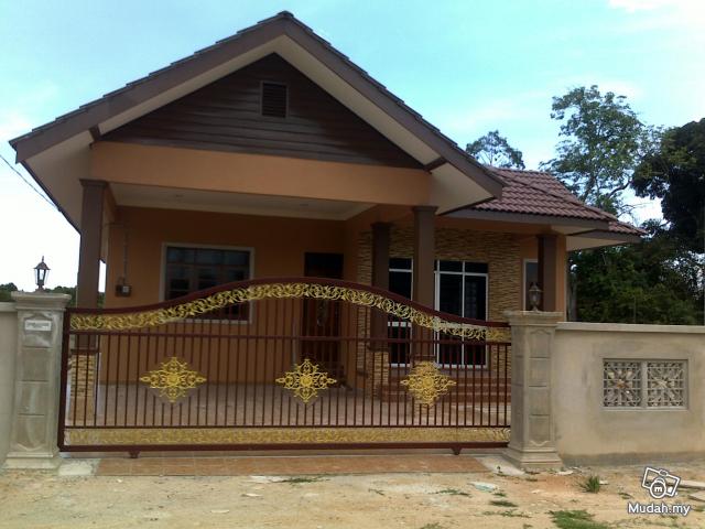Pagar Rumah Banglo
