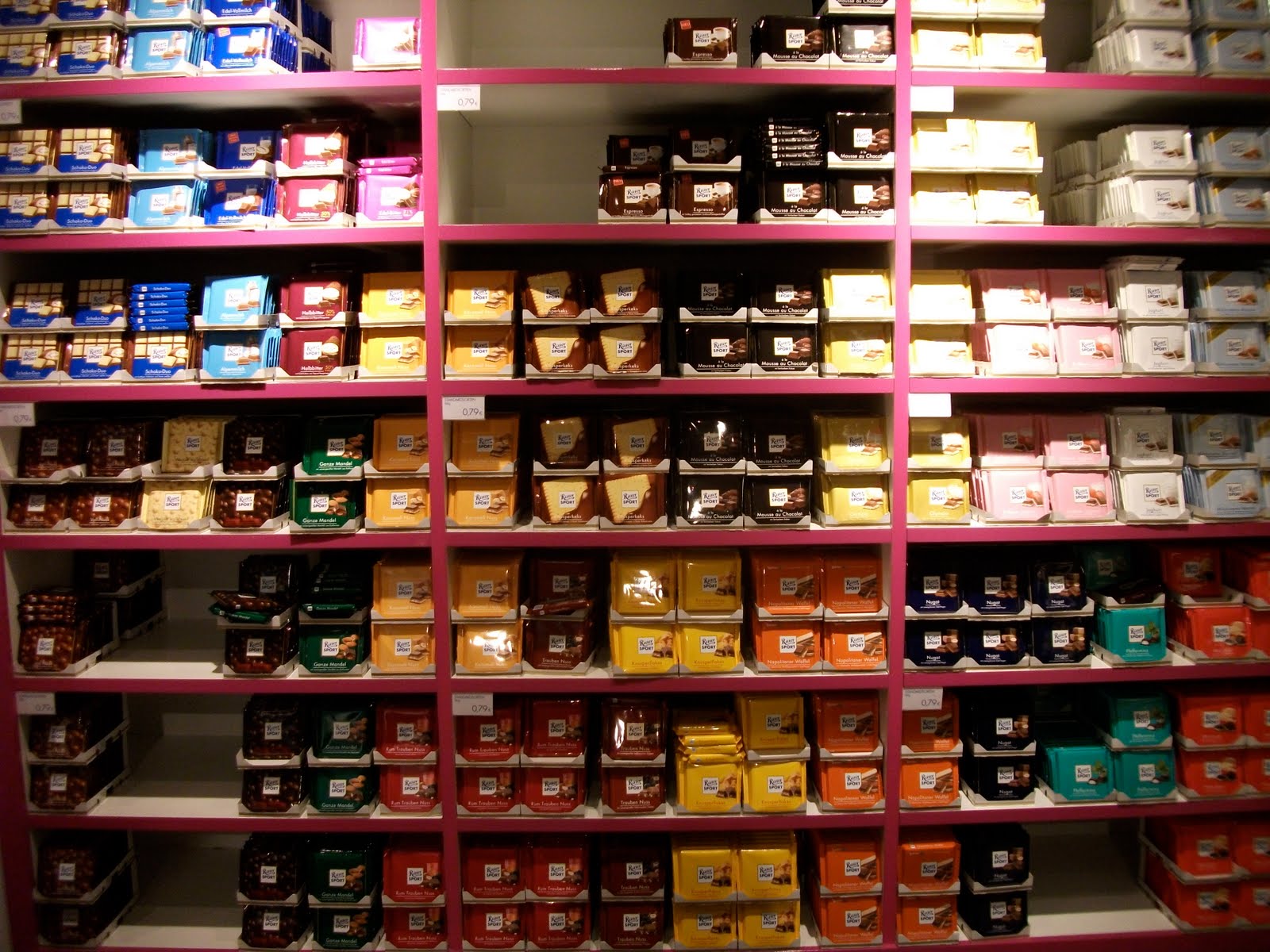 сладкие стеллажи