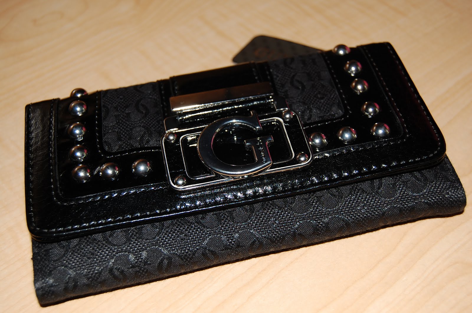 MyPinKyCLosET GUESS Wallet