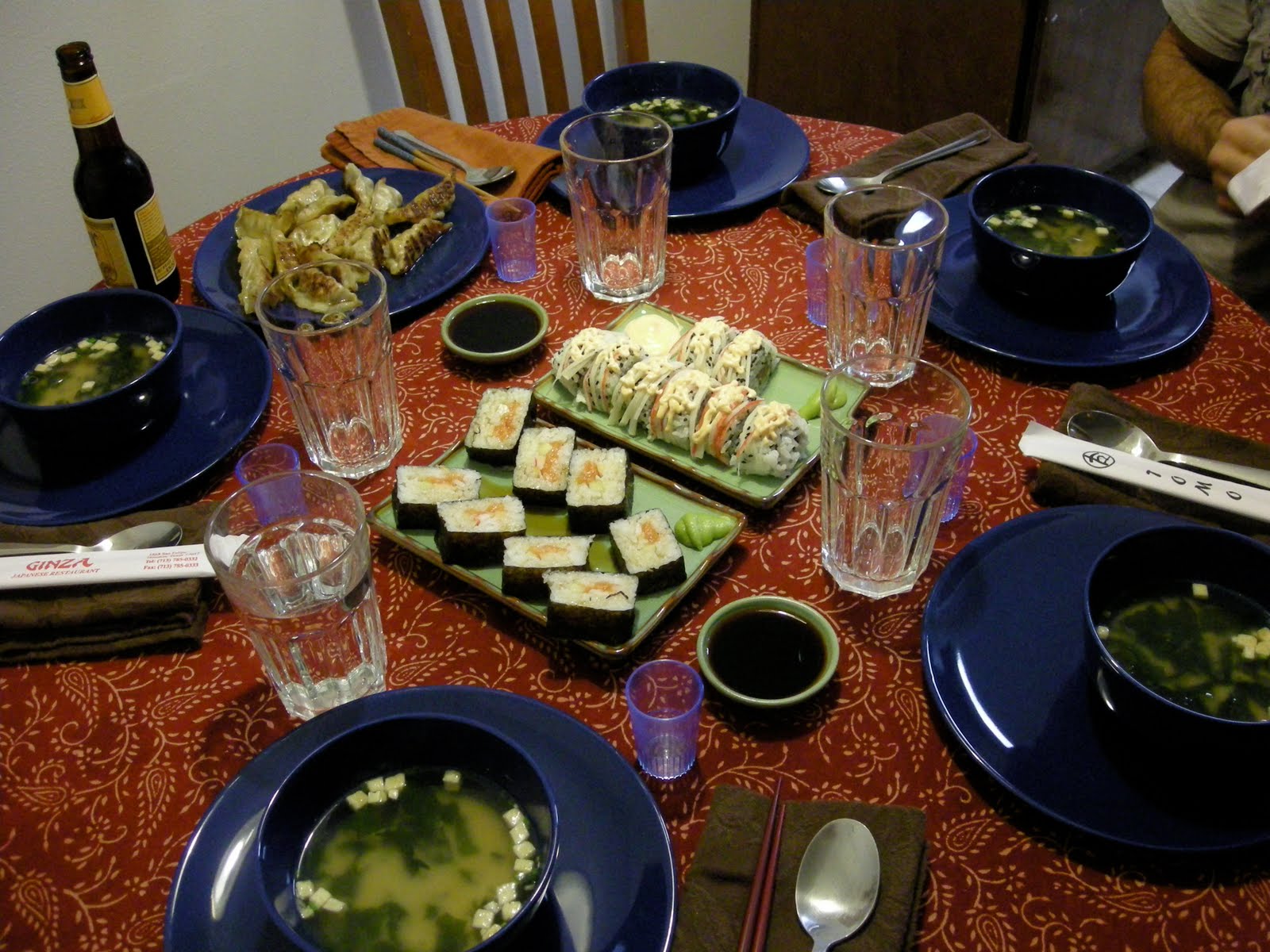 Viviendo el sueño americano: Cena japonesa...