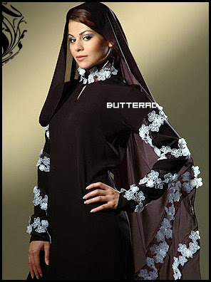 Arabesque+abaya+detailing.jpg