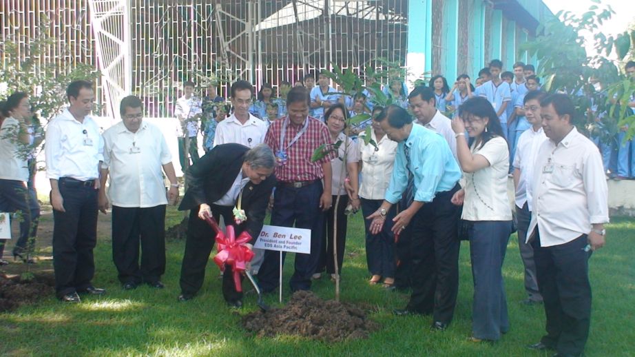 [Tree+Planting.JPG]