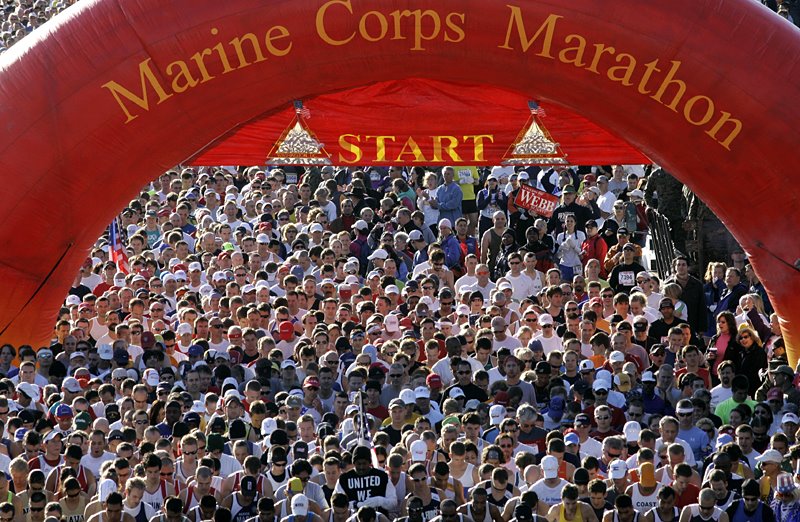 [marine+corps+marathon+start.jpg]