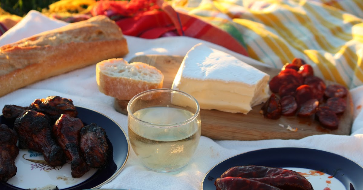 66 Square Feet (Plus) Picnics in New York