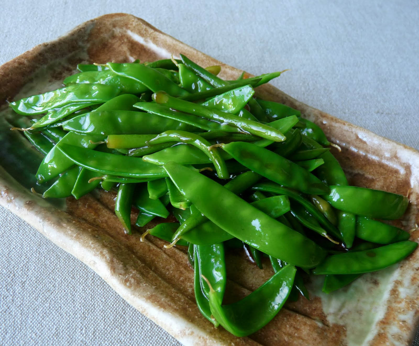 Seasonal Ontario Food Snow Peas & Garlic Scapes