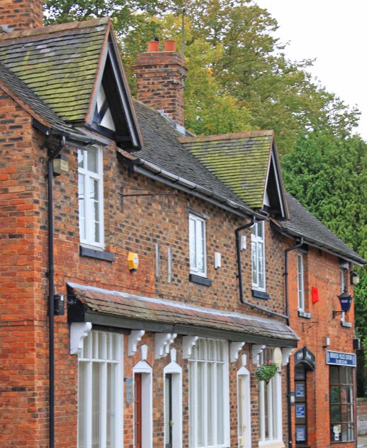 Captain Ahab's Watery Tales Brewood in colour
