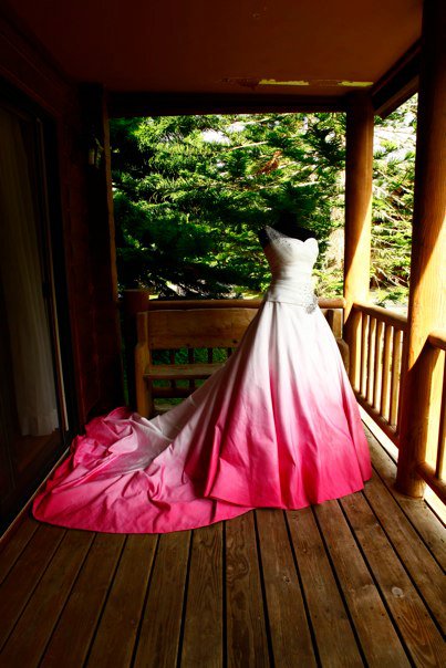 the wedding enthusiast: Promises made in Pink!
