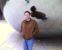 Jonathan in front of Globe