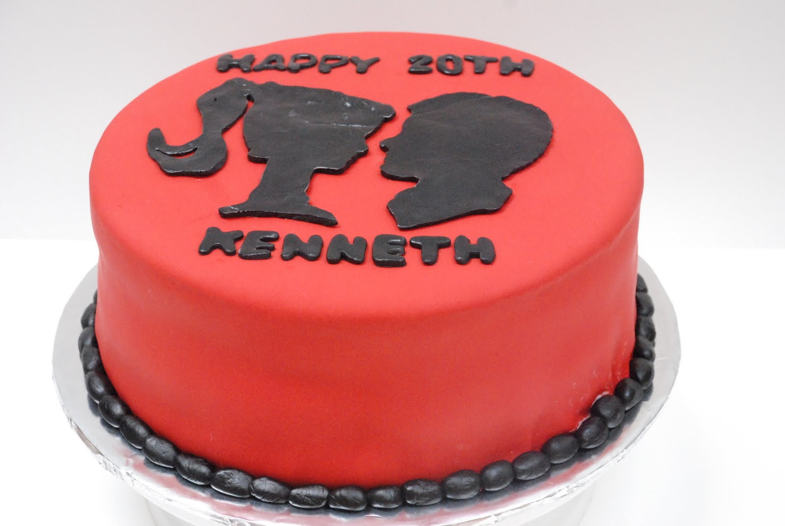 Bon Gâteau Barbie & Ken themed Birthday Cake