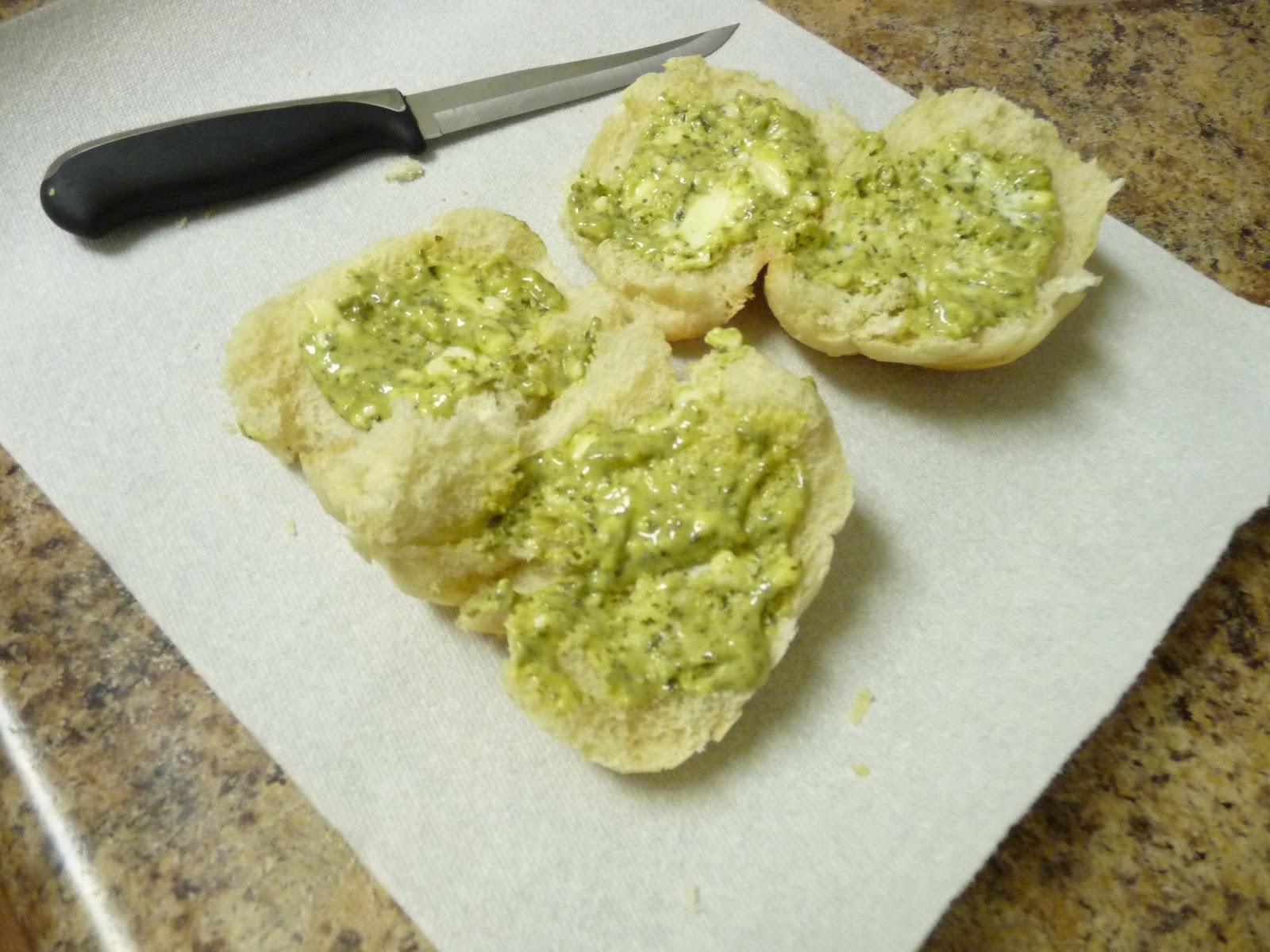 Real Men Bake Pesto Garlic Bread