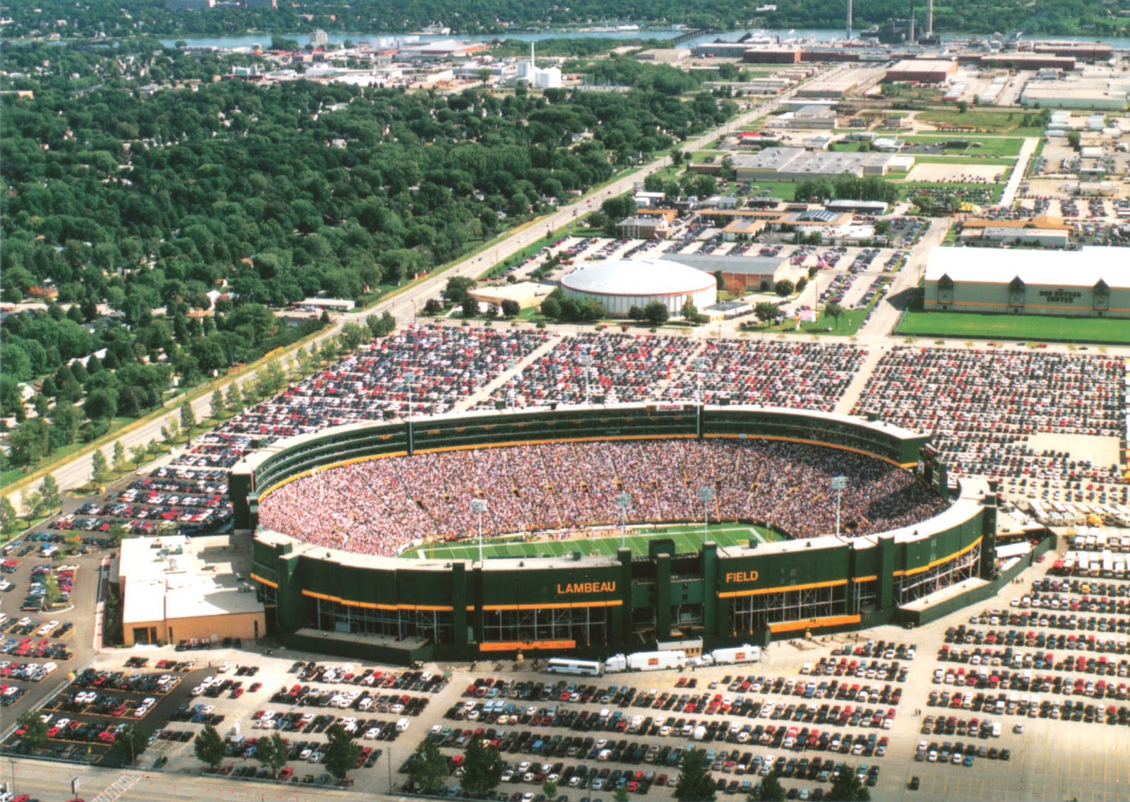 PACKERVILLE, U.S.A. The Holmgren Era Lambeau