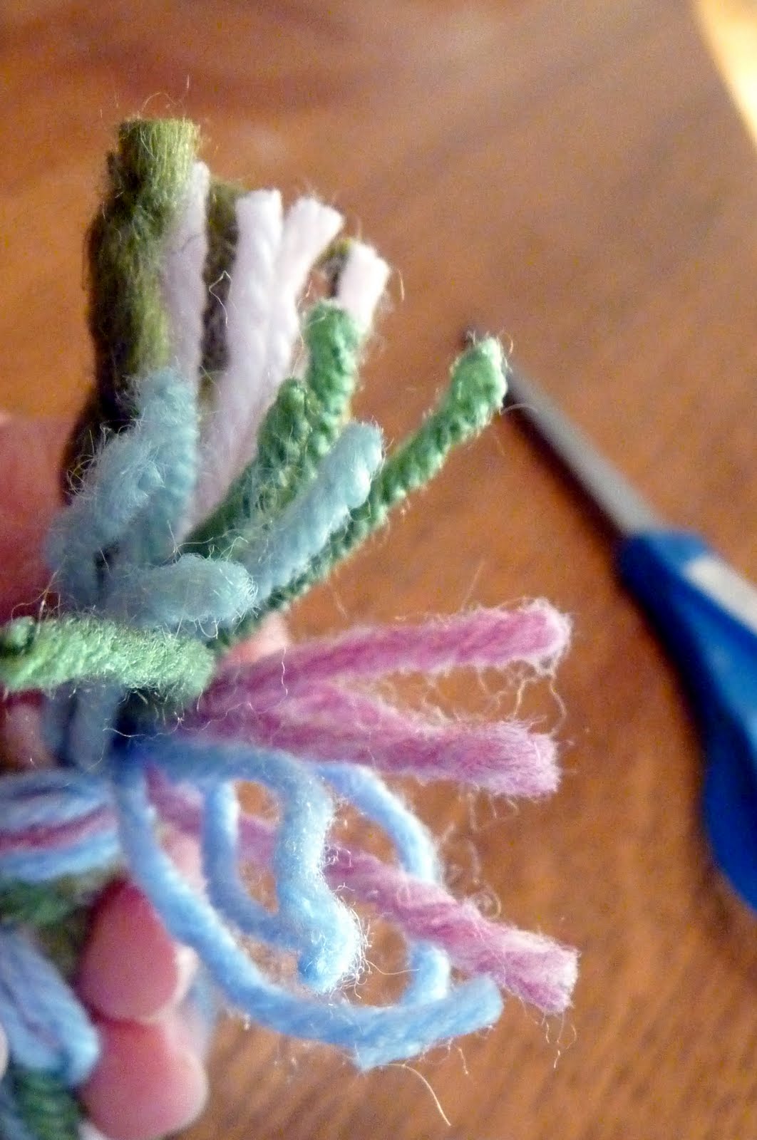 Teapots and Polka Dots QuickandEasy Yarn Cat Toy