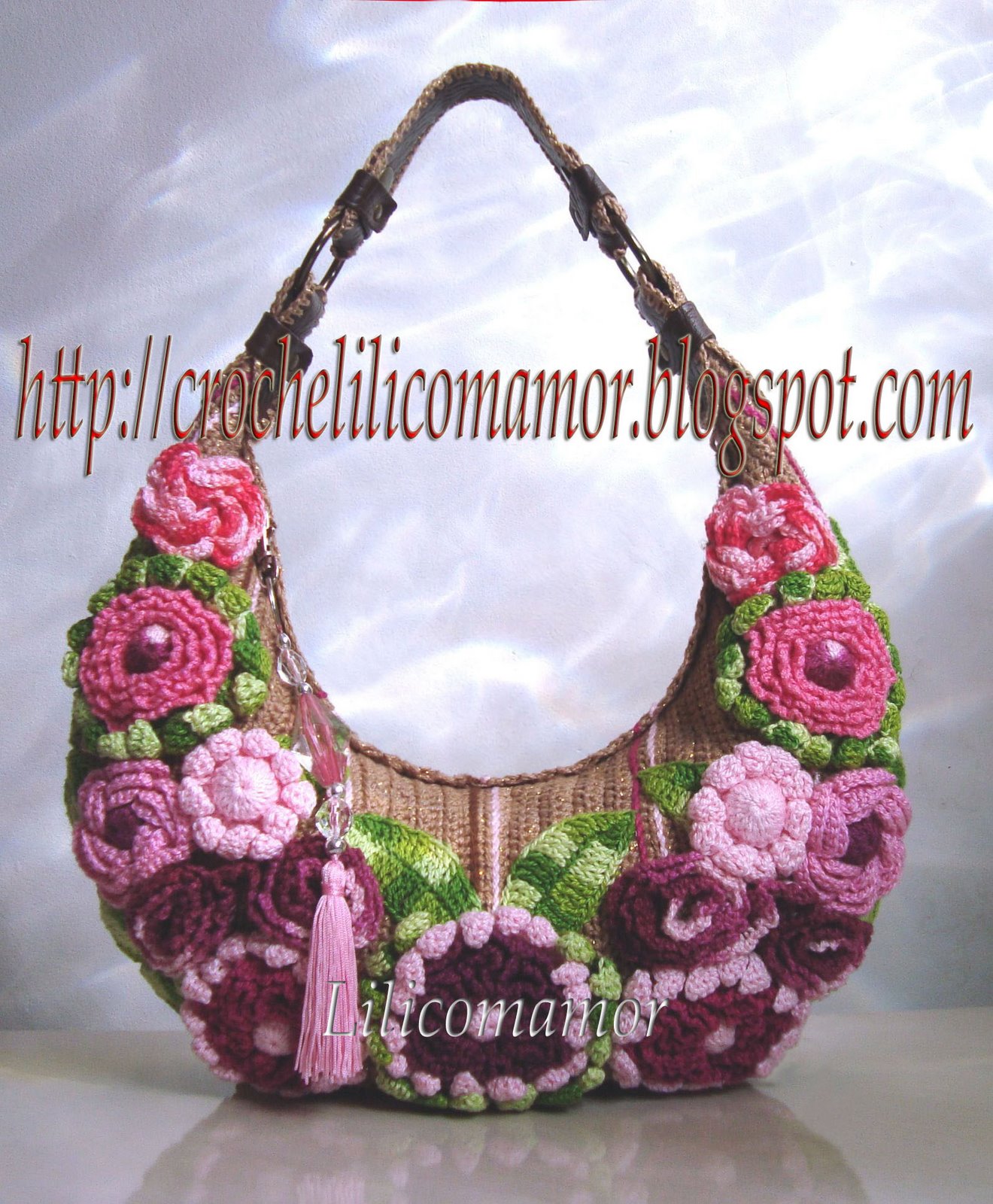 [BOLSA+LINDA+COM+FLORES+EM+CROCHE.jpg]