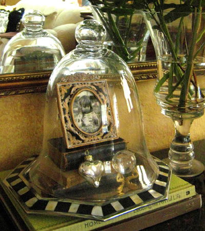 bell jar centerpieces