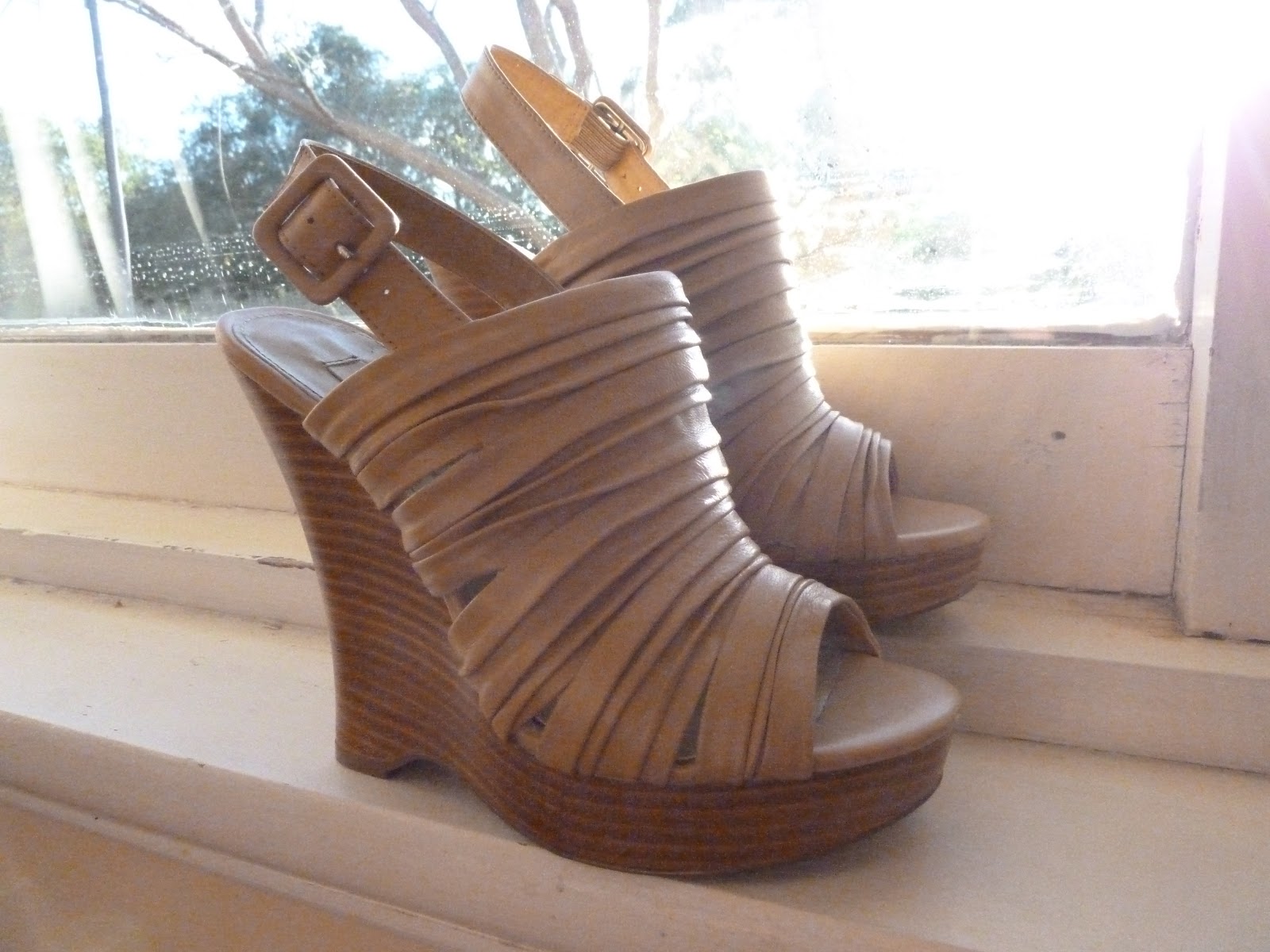 Siren Wedges