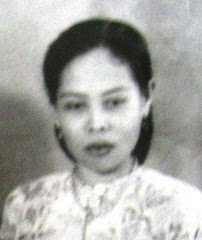 Mama at the age of 28