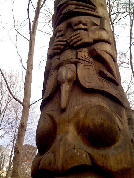 [059_totem_pole_cl.jpg]