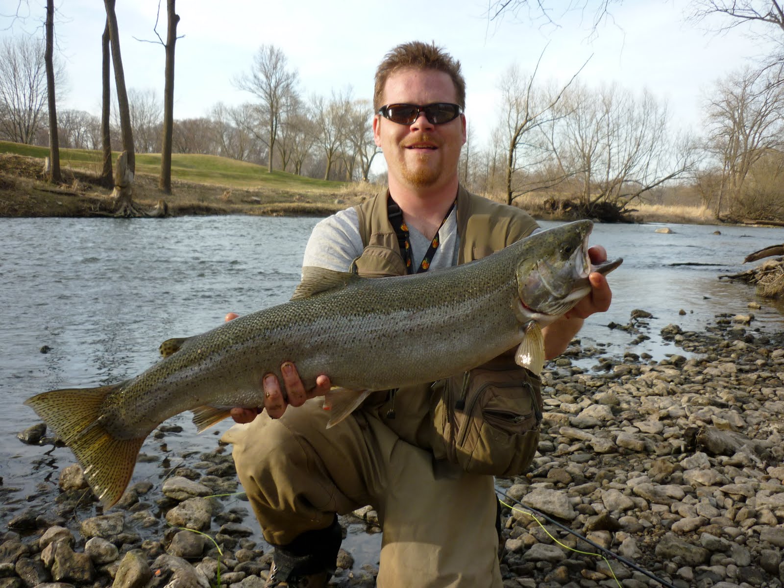 Illinois Wisconsin Fishing fly fishing steelhead (root river, wi)