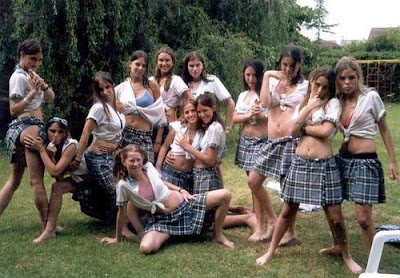 colegialas atrevidas con uniforme 2