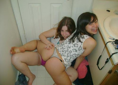 colegialass juguetonas y calientes 2