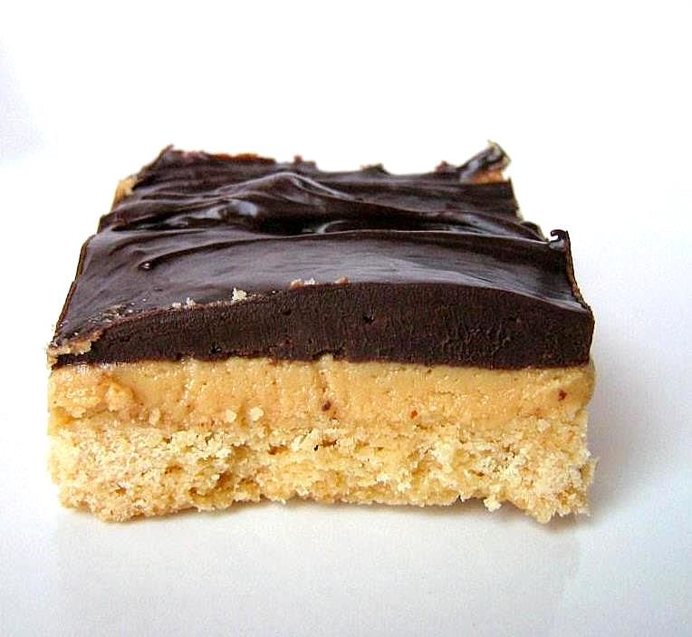 une gamine dans la cuisine Peanut Butter & Chocolate Shortbread Bars