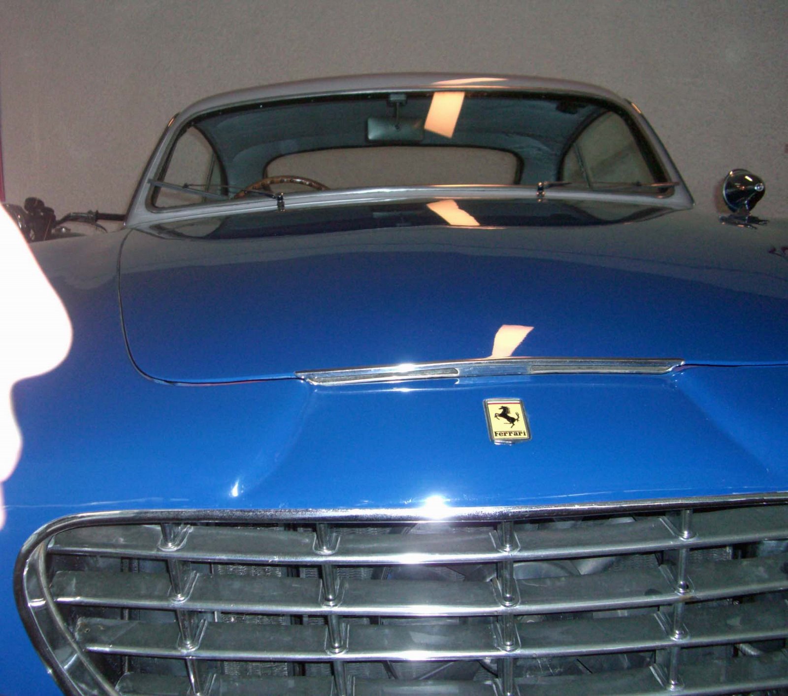 [ferrari.jpg]