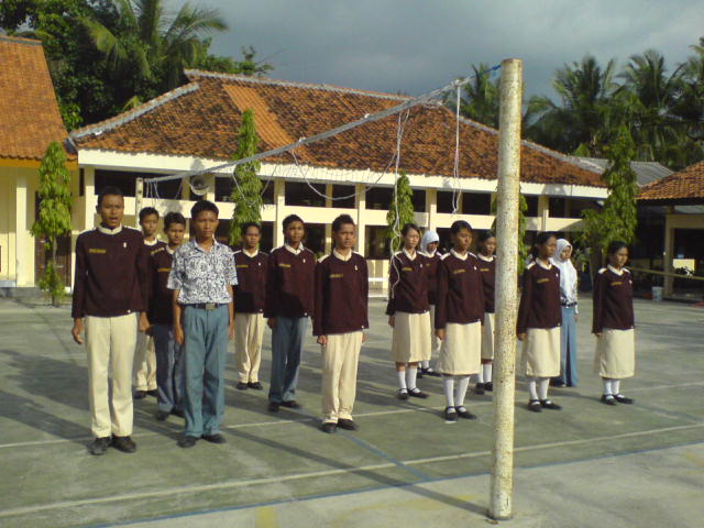 [anak+PASKIBRA.JPG]