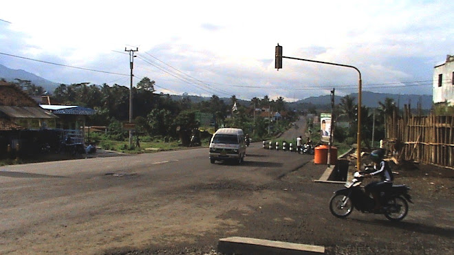 perempatan kalierang-langkap di jalan lingkar bumiayu