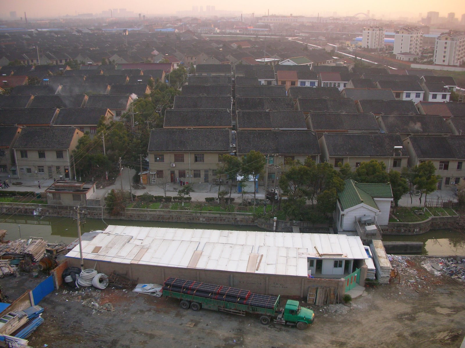 [DSCN5063.JPG]