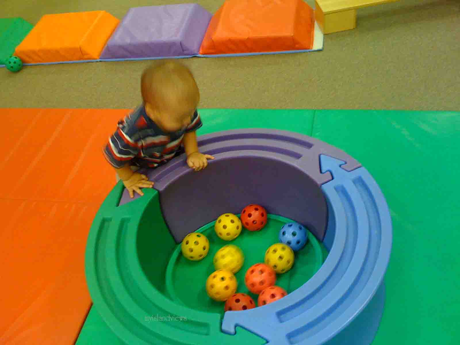 Hawaii Mom Blog Gymboree Play & Music