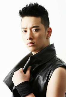 2pm hwang chan sung 2pm hwang chan sung