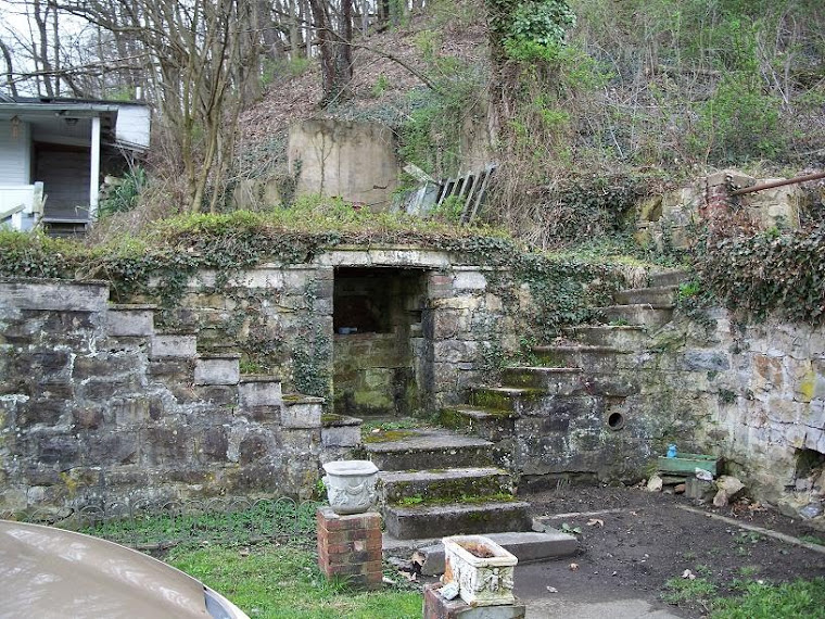 Two-story removed in 2001