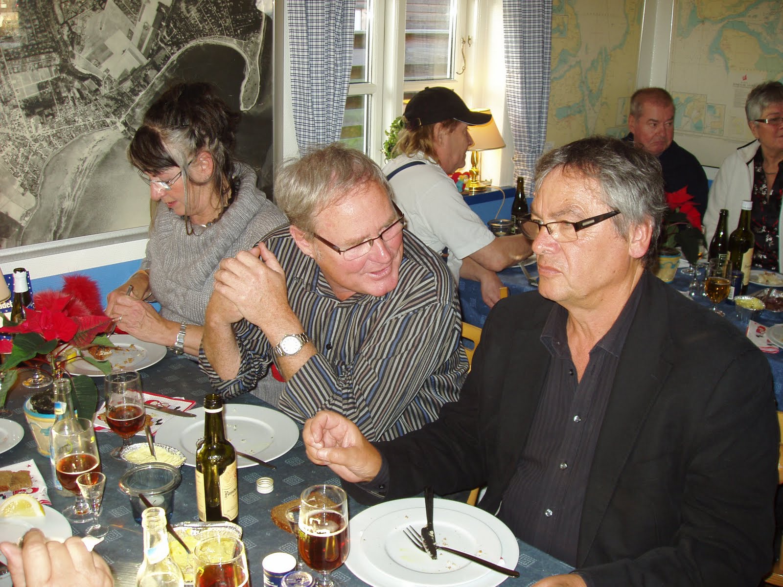[PC120009.JPG]