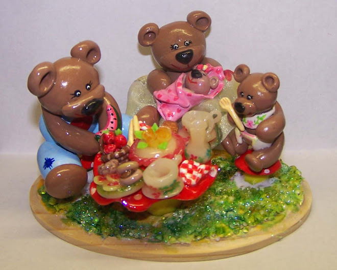 Family (Second prize - Polymer Clay Central contest).