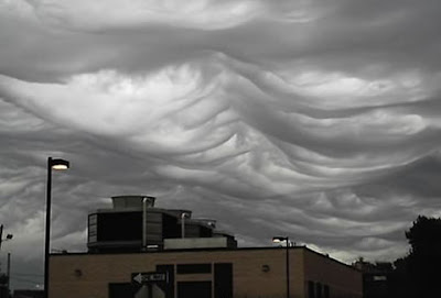 Nubes forman cortina